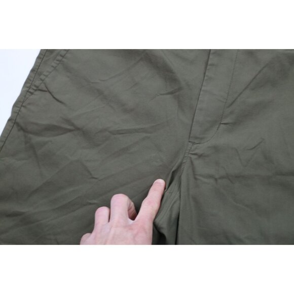 Kit & Ace Mens Size 32 Distressed Flat Front Above Knee Tech Chino Shorts Olive - Picture 5 of 13